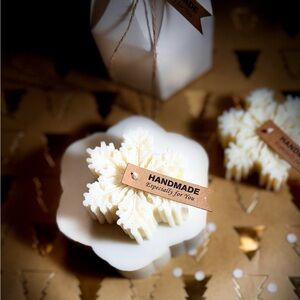 Candle snowflake